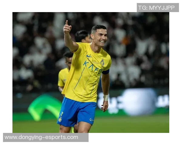 全球足坛挑球艺术大师：揭秘那些用花式技巧征服球迷的足球天才