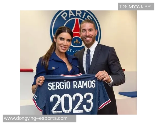 现役足坛巨星甜蜜伴侣盘点揭秘他们背后的爱情故事